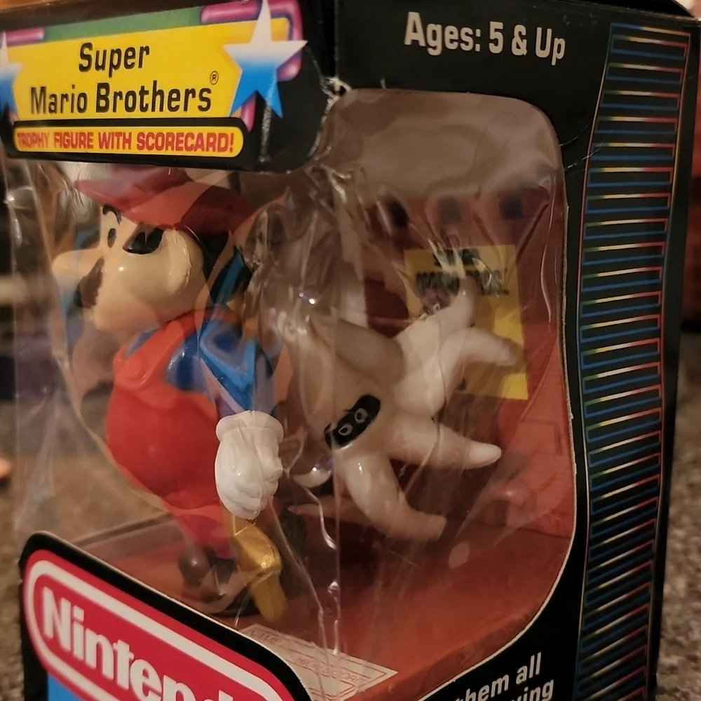 Nintendo - Picture 7 of 8